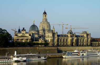 Gebäudeansicht der Hochschule für Bildende Künste Dresden