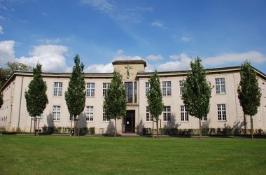 Gebäudeansicht der Palucca Hochschule für Tanz Dresden