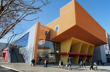 Gebäudeansicht der Technischen Universität Chemnitz