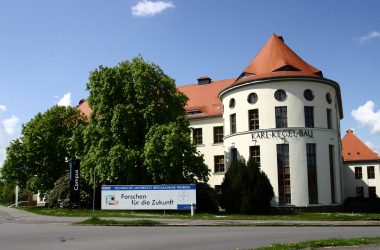 Gebäudeansicht der Technischen Universität Bergakademie Freiberg